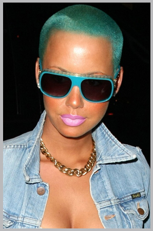Amber Rose goes green